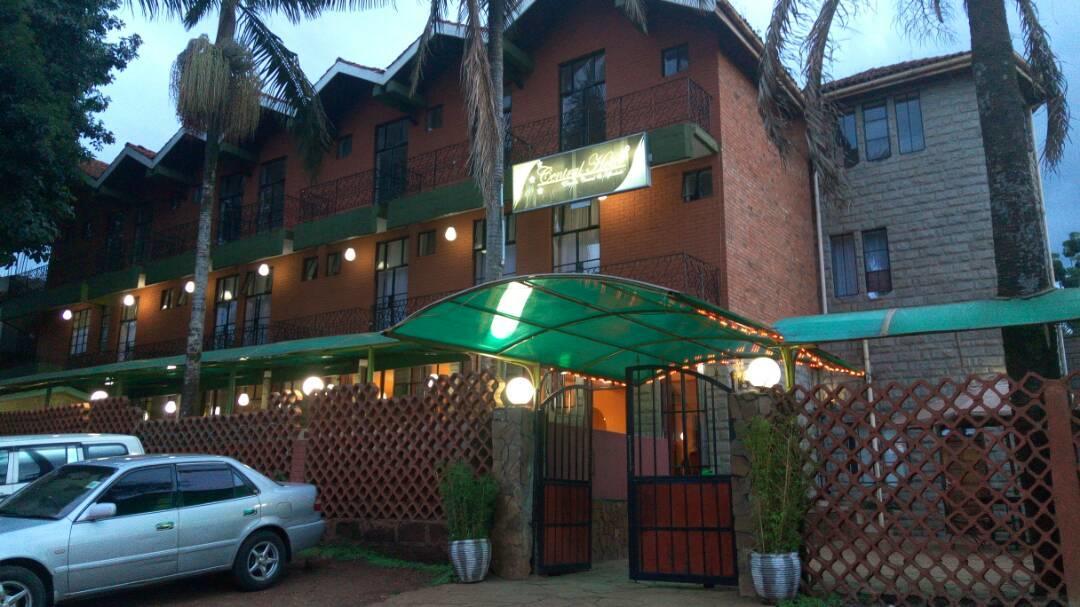 Central Hotel Nyeri Kültér fotó