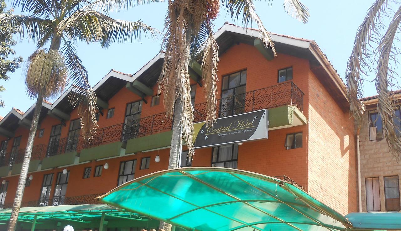 Central Hotel Nyeri Kültér fotó