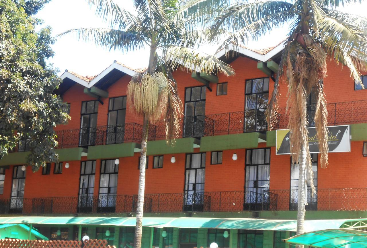 Central Hotel Nyeri Kültér fotó