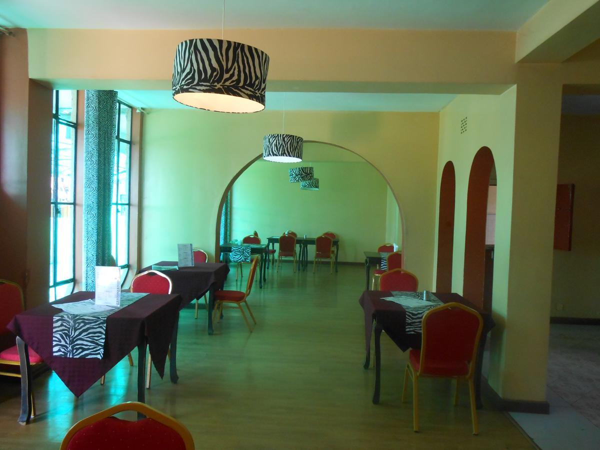 Central Hotel Nyeri Kültér fotó