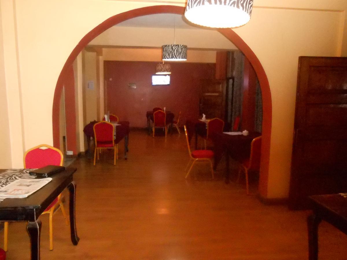 Central Hotel Nyeri Kültér fotó